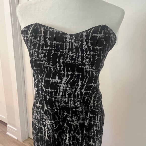 Bishop & Young Strapless Romper / Pantsuit - Size L - Picture 3 of 4